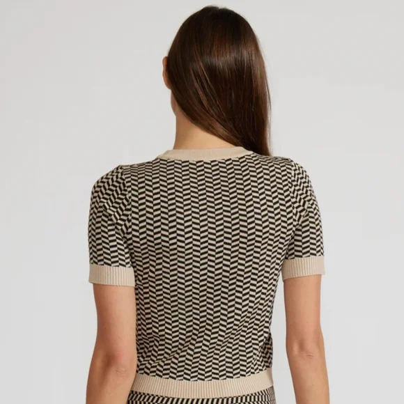 LucyParis Women's "Warren" Black Tan Women's Knit Crop Top - SZM* - Picture 3 of 7